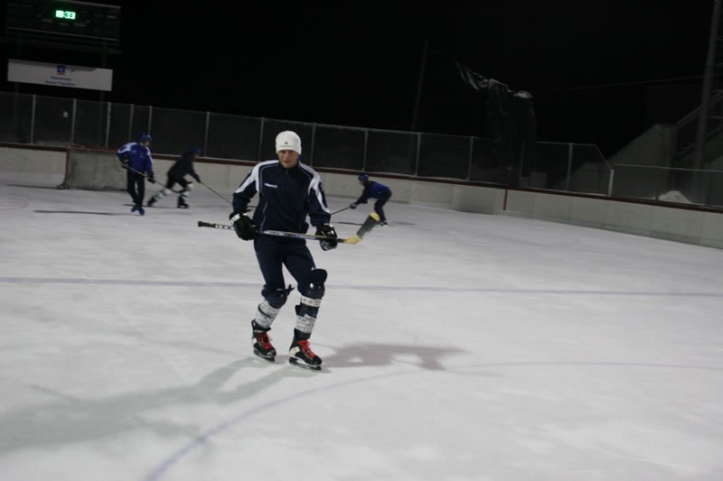 gal/Eishockeyspiel in Toblach/2008-02-02 SVR Eishockey 017.jpg